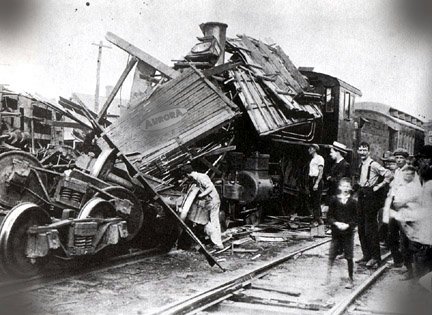 trainwreck1.jpg